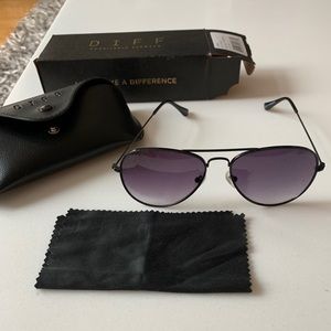 DIFF Eye ware style Cruz